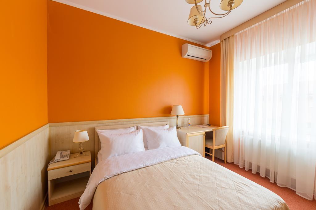 Park House Otel Kryvyi Rih Dış mekan fotoğraf