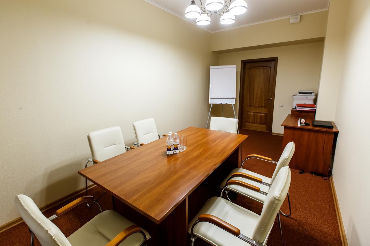 Park House Otel Kryvyi Rih Dış mekan fotoğraf